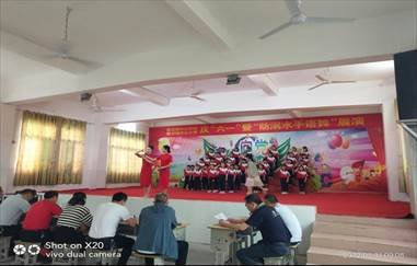 新寧縣黃龍鎮(zhèn)中間小學(xué)開展慶“六一”暨“防溺水手語舞”展演運(yùn)動(dòng)