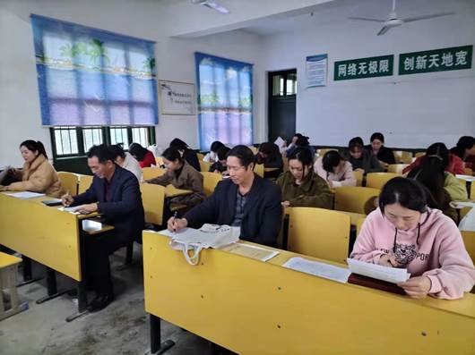 立高尚師德，樹(shù)時(shí)代新風(fēng)