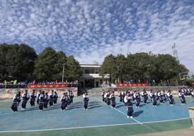 彰顯青春風采，爭做陽光少年