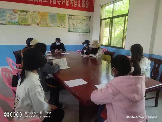 “闊別水域，保護(hù)生命”----新寧縣清江橋鄉(xiāng)中間幼兒園防溺水安全教育專題運(yùn)動(dòng)