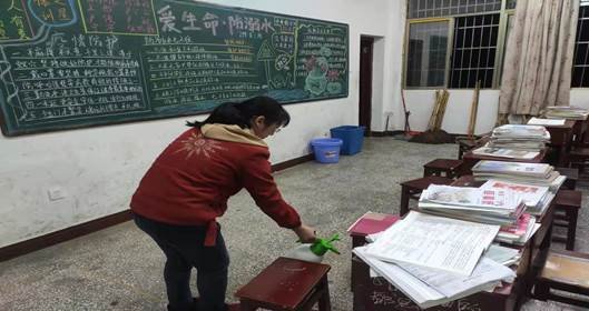 洞口縣山門鎮(zhèn)中學(xué)筑牢防疫屏障​保駕師生安全