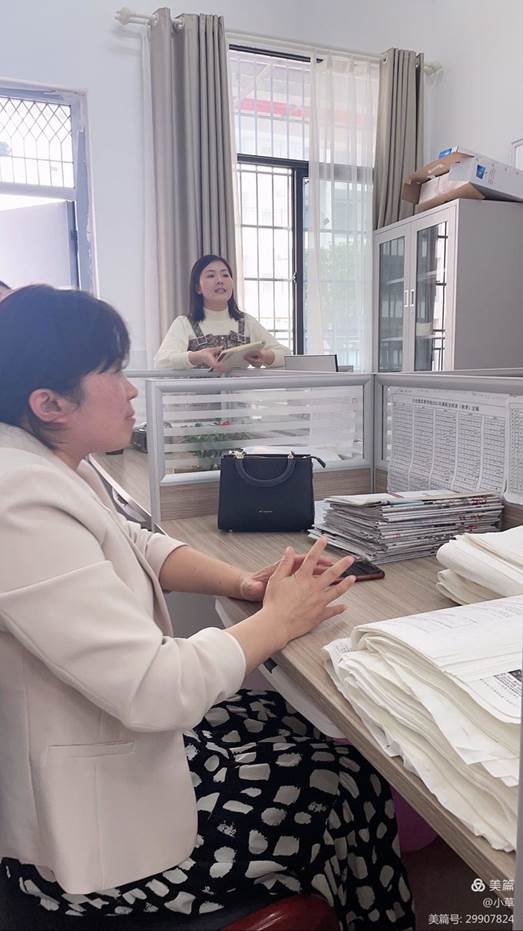深挖課程標準 把握中考趨勢———白倉鎮(zhèn)芙蓉黌舍英語學(xué)科組教學(xué)研討運動