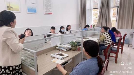 深挖課程標準 把握中考趨勢———白倉鎮(zhèn)芙蓉黌舍英語學(xué)科組教學(xué)研討運動