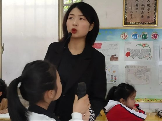 寶劍鋒從磨礪出 梅花香自苦寒來║邵東市城區(qū)第一完全小學(xué)舉行實(shí)習(xí)教師匯報(bào)課運(yùn)動(dòng)