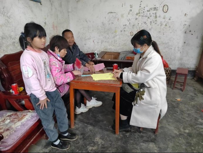 家訪促溝通，合力助成長！河伯完全小學(xué)開展“千師訪萬戶”運(yùn)動