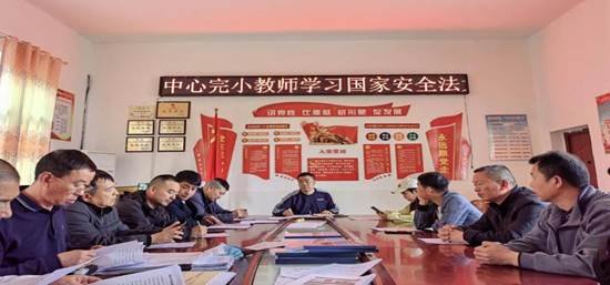 國(guó)家安全，人人有責(zé)--記2022年霞塘云中間完小聯(lián)合支部開展“全民國(guó)家安全教育宣傳日”運(yùn)動(dòng)