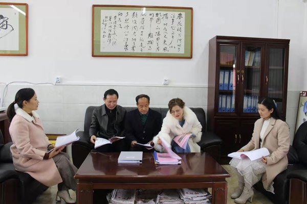 專家引領(lǐng)科研 課題層層推進(jìn)