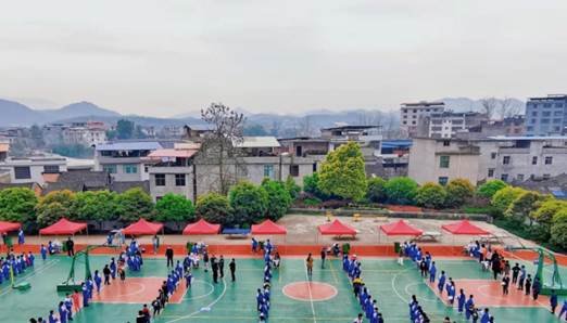 “疫”不容辭　全力以赴——金稱市鎮(zhèn)中間完小師生全員核酸檢測應(yīng)急演練