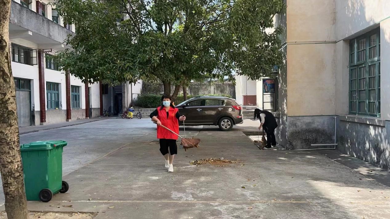 抗疫在前，重任在肩，守衛(wèi)校園