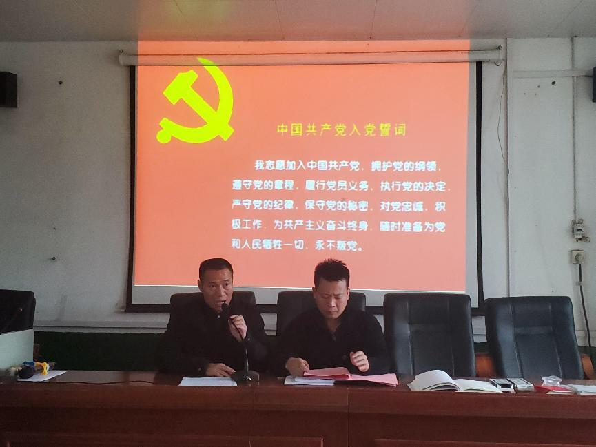 “學(xué)先進(jìn)、強(qiáng)思想、踐初心”