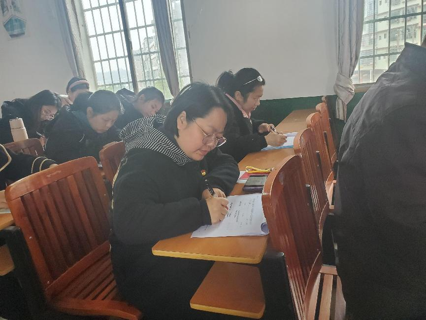 “學(xué)先進(jìn)、強(qiáng)思想、踐初心”