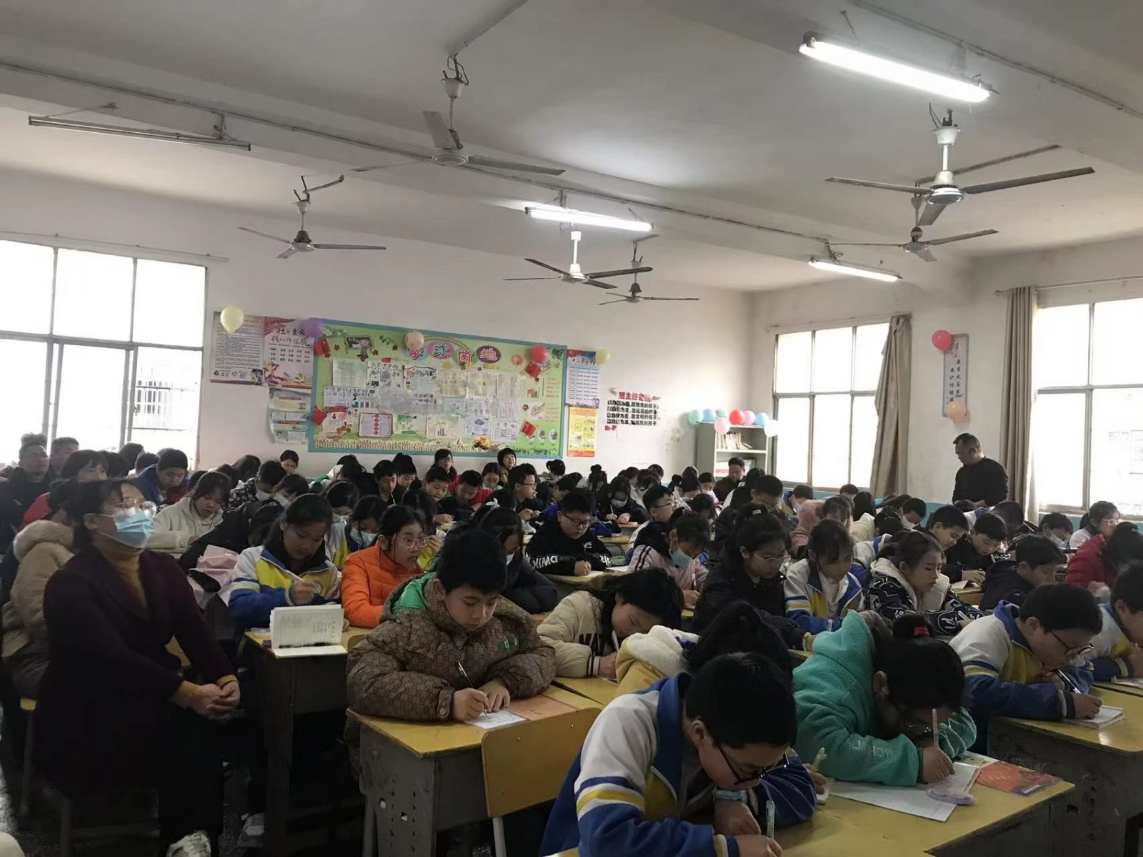 教出美感，學出文采