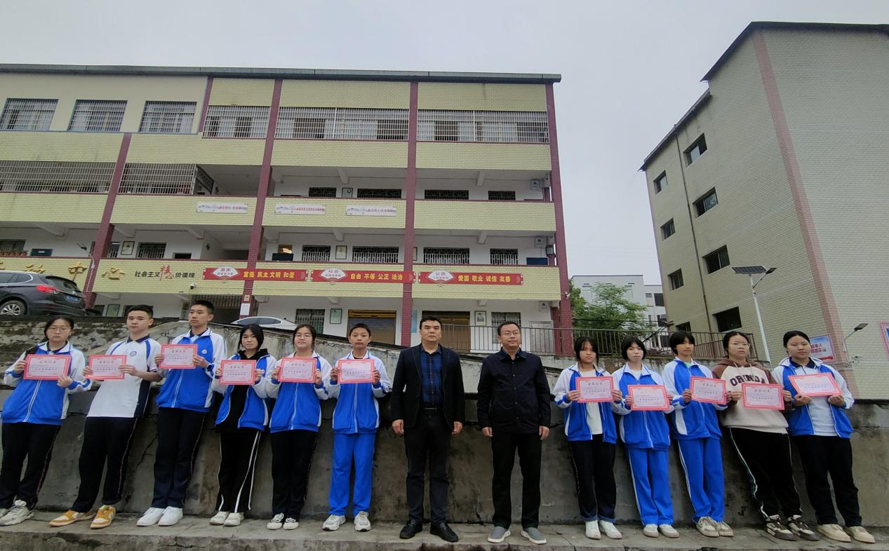 珍愛生命防溺水，筑牢防線護(hù)成長