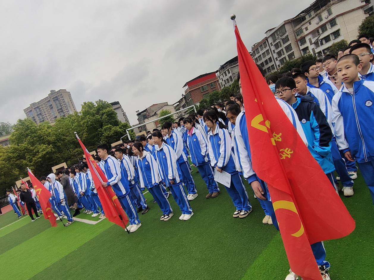 珍愛生命防溺水，筑牢防線護(hù)成長