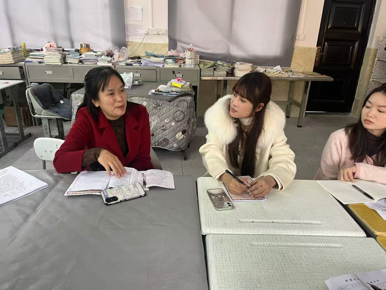 隆回縣教研室送教到瑤鄉(xiāng)
