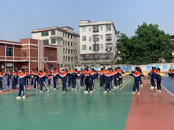 彰顯青春風采  爭做陽光少年