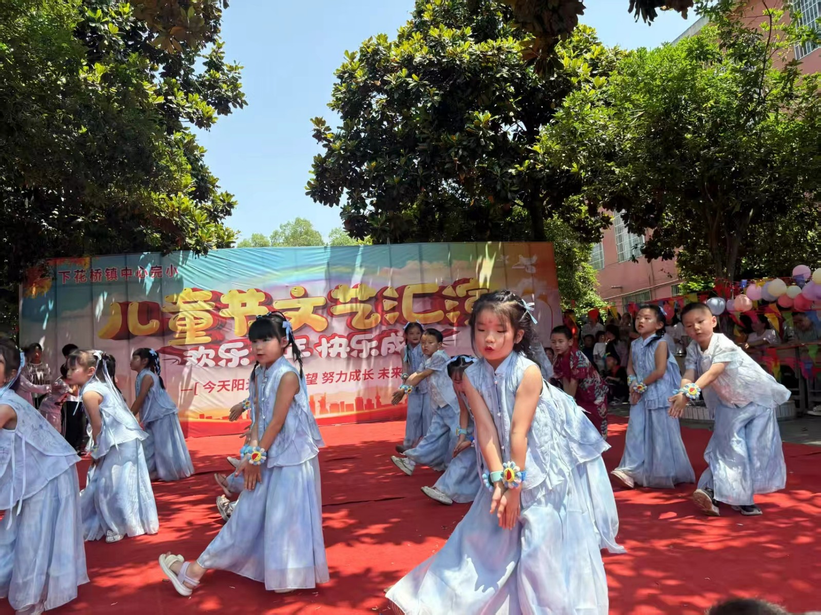 童心飛揚(yáng) 筑夢(mèng)未來