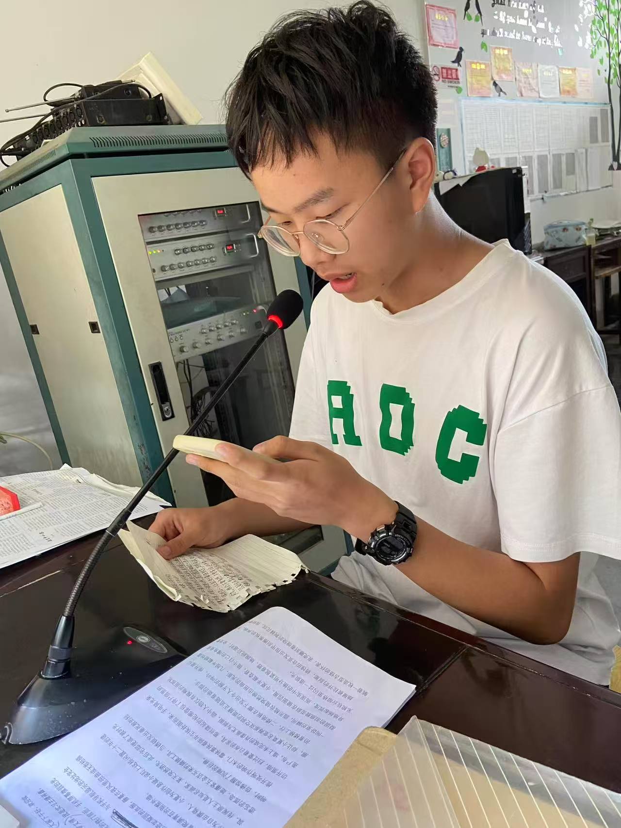 青春聲援，決勝高考 校團委廣播助力高三學(xué)子從容沖刺